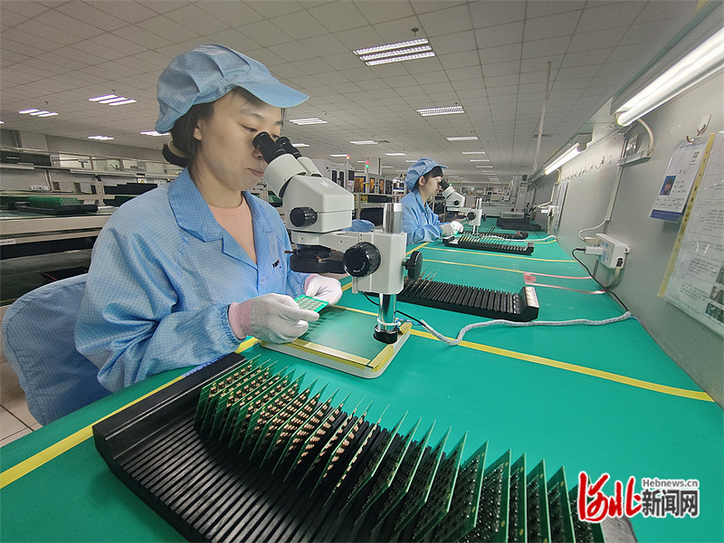 因地制宜發(fā)展新質生產力丨九問河北新興產業(yè)怎樣上新④ 電子設備的“心臟”國產化，在這里如何實現(xiàn)通訊工程